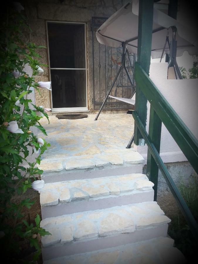 Holiday Home Jadric Osoje Exterior photo